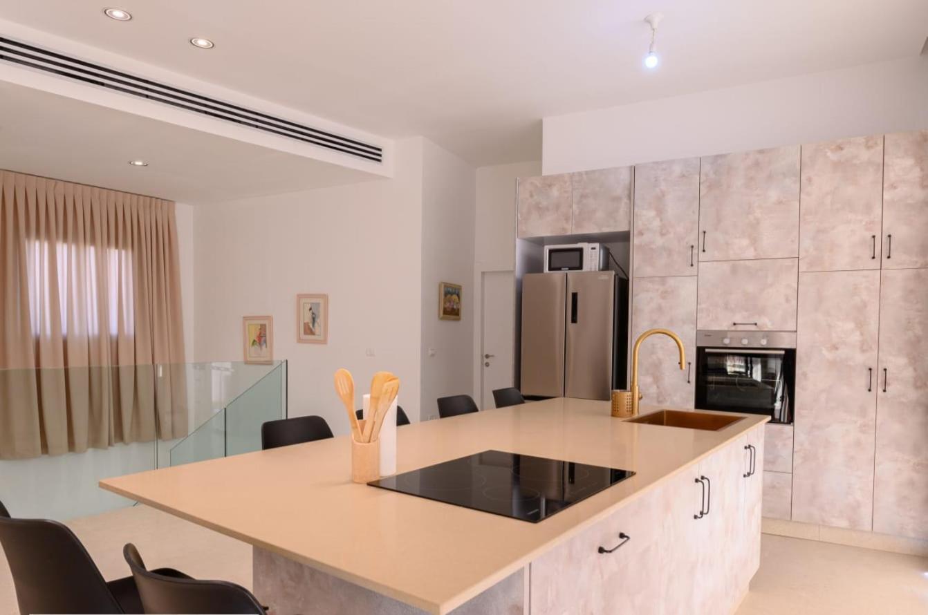 Top-Class Luxury Villa Bsamim With Full Sea View Heated Pool !!!! エイラート エクステリア 写真